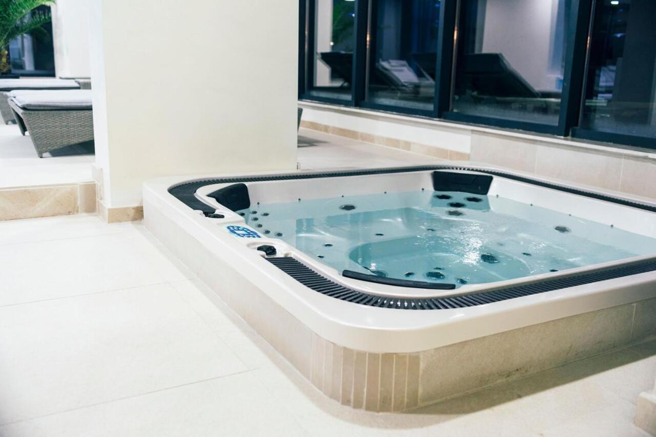 Apartament Edu Beach Resort Năvodari Exteriör bild